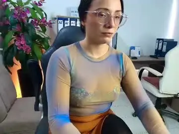 Chaturbate Live Sex of adri_miller
