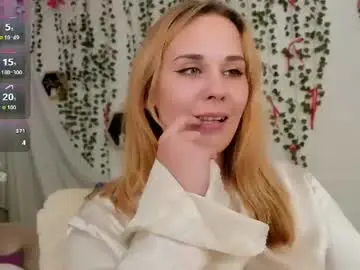 Chaturbate Live Sex Cam of makima_lee