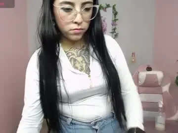Chaturbate Sex Chat of adri_gomez_1