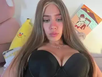 Chaturbate Live Sex Cam of madelin_clerk