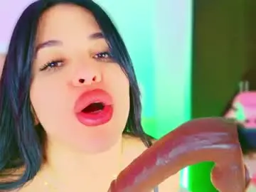 Chaturbate Free Porn Cam of charlootteevans