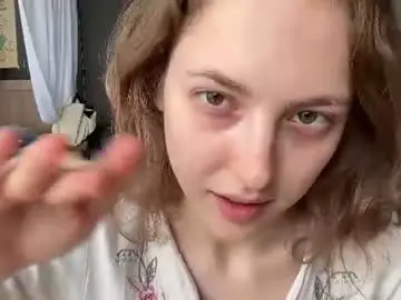 Chaturbate Watch Live Sex Cams of holydori