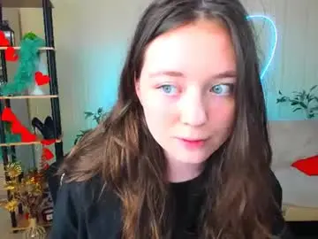 Chaturbate Free Porn Cam of alluringeyess