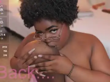 Chaturbate Live Sex Cam of ayanaa_ebony_