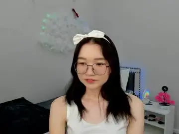 Chaturbate Live Sex Cam of syuri_sun