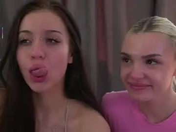 Chaturbate Adult Webcam of vivid_girls