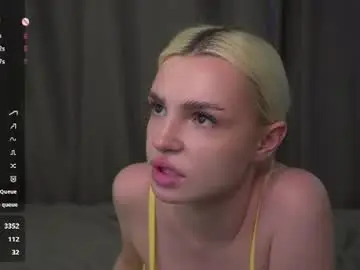 Chaturbate Nude Webcam of vivid_girls