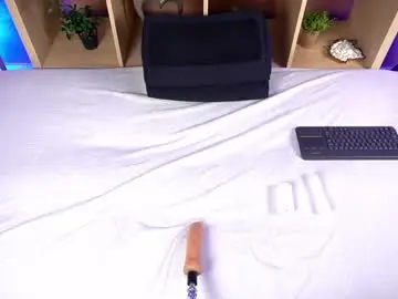 Chaturbate Live Sex Cam of raquel_lust