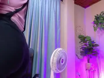 Chaturbate Nude Webcam of chloerossee