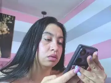 Chaturbate Watch Live Sex Cams of lia_valentino