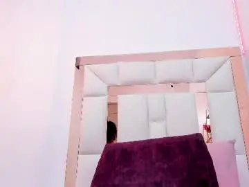 Chaturbate Live Sex Cam of lia_antonella69