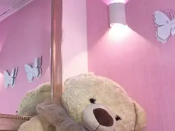 Chaturbate Nude Webcam of littlearii