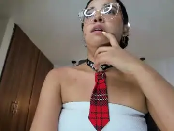 Chaturbate Adult Webcam of alana_martiins