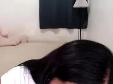 Chaturbate Live Sex Cam of blackbarbiesavanna_23