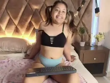 Chaturbate Watch Live Sex Cams of kyliesweett
