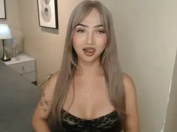 Chaturbate Live Sex Cam of hot_nikki69