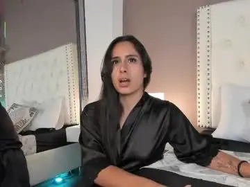 Chaturbate Free Live Porn of julia_martinezz_