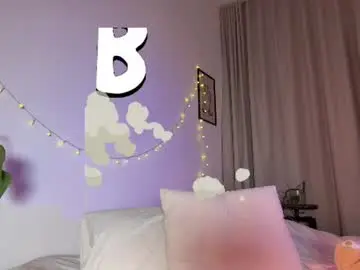 Chaturbate Sex Cam of cutiiepie69