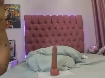 Chaturbate Adult Video Chat of mazeekiin