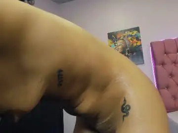 Chaturbate Live Sex of mazeekiin