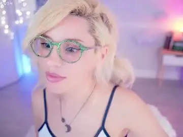 Chaturbate Adult Video Chat of cherrycrush