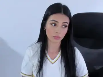 Chaturbate Nude Webcam of katia_sex25