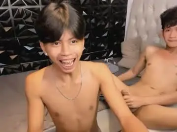 Chaturbate Adult Video Chat of urmasterbigcock