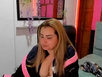 Chaturbate Adult Video Chat of julieta_star69