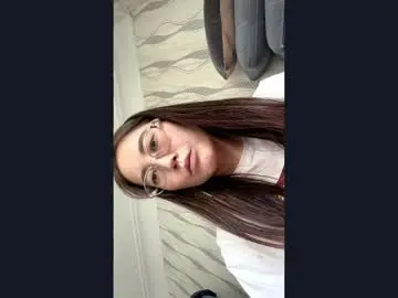 Chaturbate Best live sex cam show of erinnthurmond