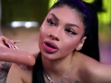 Chaturbate Free Porn Cam of spicyleila
