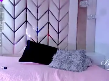 Chaturbate Watch Live Sex Cams of raven_luxx