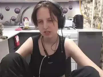 Chaturbate Live Sex Cam of sharleenyodis