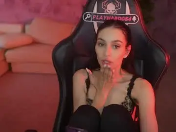 Chaturbate Nude Webcam of kira0541