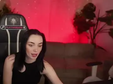 Chaturbate Live Sex Cam of kira0541