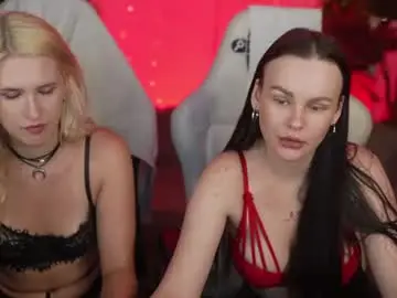 Chaturbate Watch Live Sex Cams of kira0541