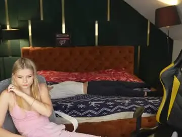 Chaturbate Watch Live Sex Cams of kira0541