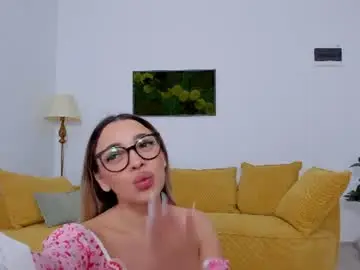 Chaturbate Adult Video Chat of emrya