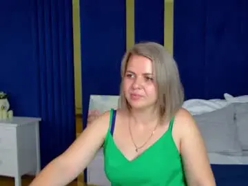 Chaturbate Adult Webcam of adeleravelle