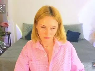 Chaturbate Live Sex Cam of alisssarose