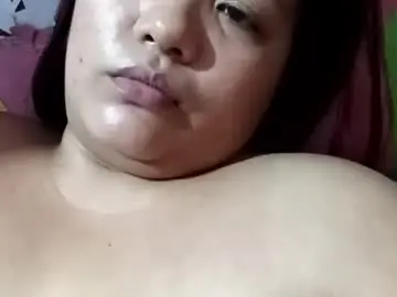 Chaturbate Live Porn of morenapinay19xxx