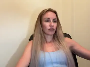 Chaturbate Sex Chat of nyxelia_