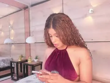 Chaturbate Live Porn of alicce_monrroy