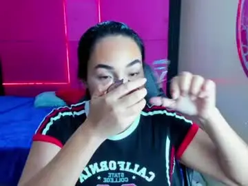 Chaturbate Live Sex Cam of samyevanns