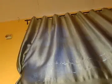 Chaturbate Sex Cam of sexy_petitqueen