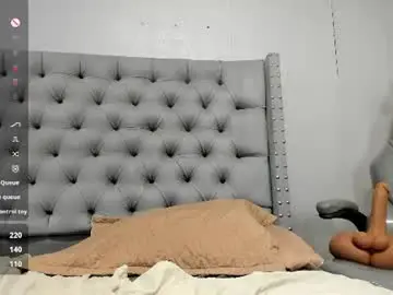 Chaturbate Watch Live Sex Cams of alexamora__
