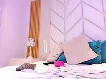 Chaturbate Watch Live Sex Cams of emmabrantt_