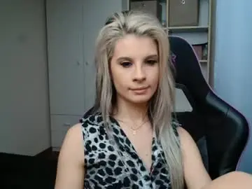 Chaturbate Sex Cam of kristineamore