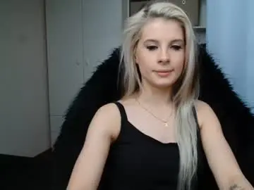 Chaturbate Free Porn Cam of kristineamore