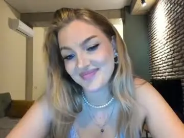 Chaturbate Live Porn of hi_lina