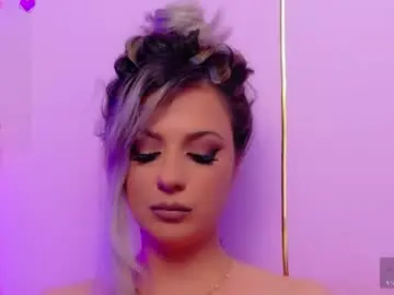 Chaturbate Live Sex Cam of taahiraarabian